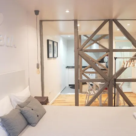 Graca - Between Graca And Alfama Lägenhet *